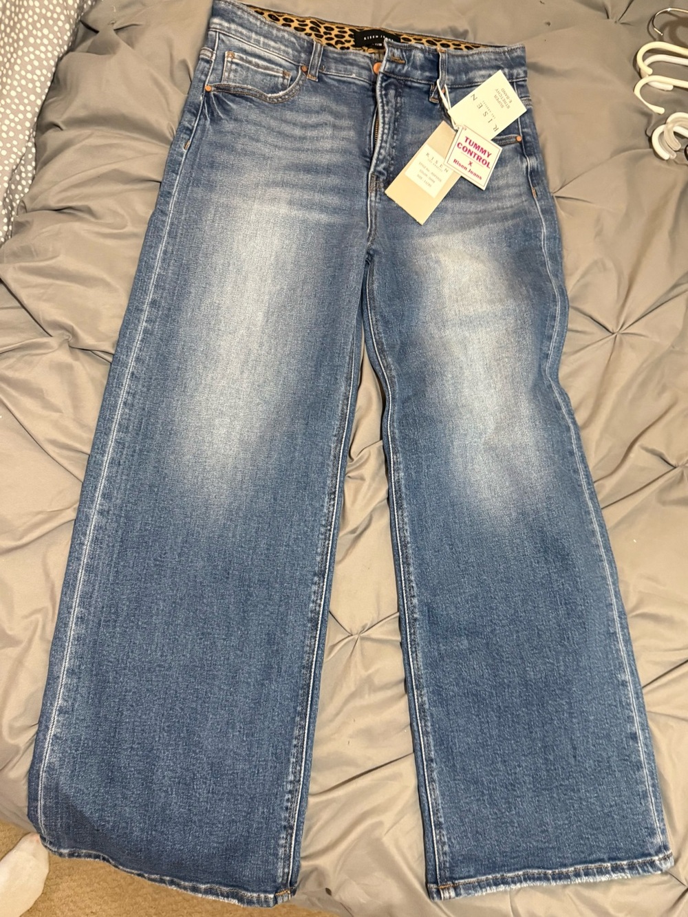 Risen Wide Leg Ankle Jeans